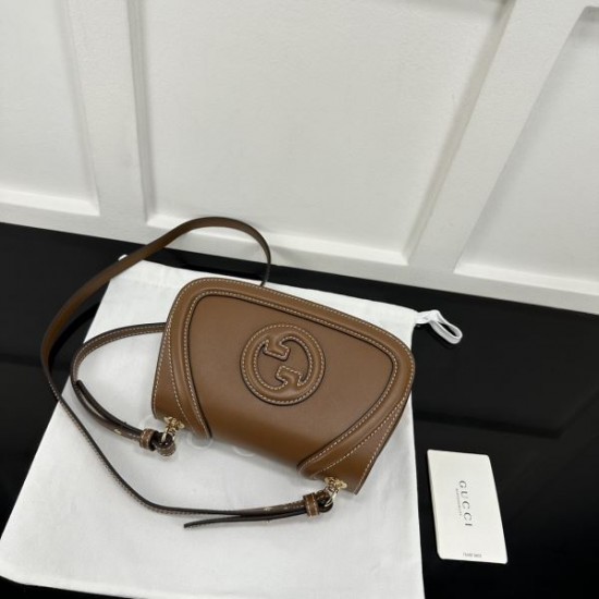 2025FW GUCCI グッチ ショルダーバッグ 今季注目のトレンドデザイン