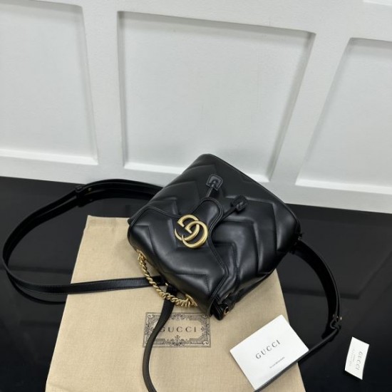 2025FW GUCCI グッチ バックパック 秋のおでかけにぴったりな高級レプリカ
