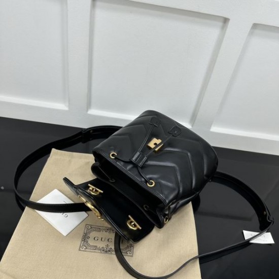2025FW GUCCI グッチ バックパック 秋のおでかけにぴったりな高級レプリカ