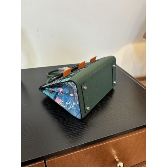 2025FW HERMES エルメス トートバッグ 秋に欠かせない上品レプリカアイテム