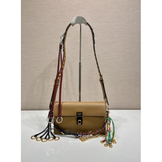 2025FW PRADA プラダ ショルダーバッグ デイリー使いに最適な上品レプリカ