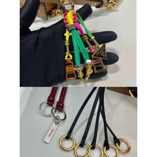 2025FW PRADA プラダ ショルダーバッグ デイリー使いに最適な上品レプリカ