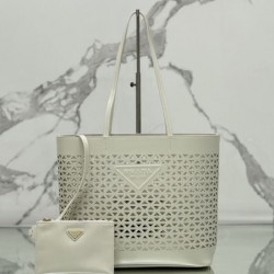2025FW PRADA プラダ トートバッグ この秋絶対に押さえておきたい人気アイテム
