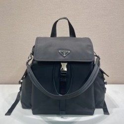 2025FW PRADA プラダ バックパック この秋目を引く洗練レプリカデザイン