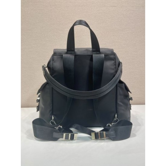 2025FW PRADA プラダ バックパック この秋目を引く洗練レプリカデザイン