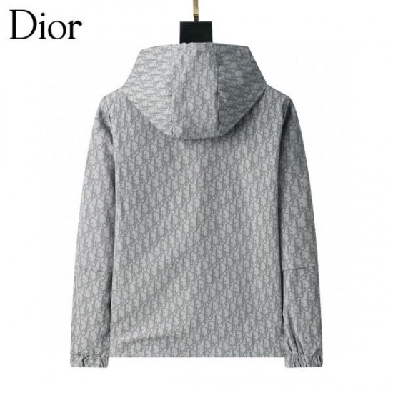 DIOR ディオール 2025年秋冬 コート 上品な冬の装いにぴったり
