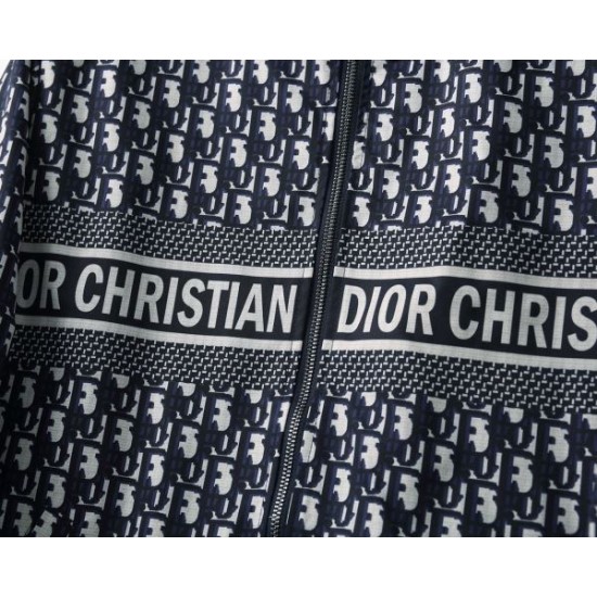 DIOR ディオール 2025年秋冬 コート 冬の定番として人気のアイテム