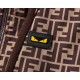 FENDI フェンディ 2025年秋冬 コート 冬に映えるシックなスタイル