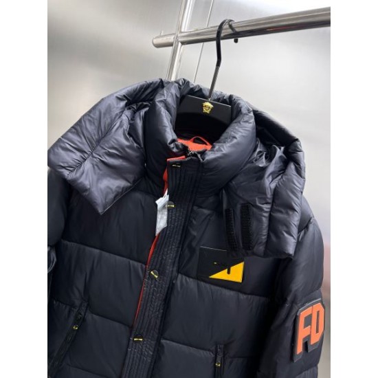 FENDI フェンディ 2025年秋冬 ダウンジャケット 冬におすすめの人気アウター