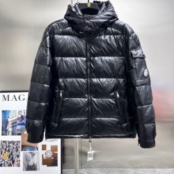 MONCLER モンクレール 2025年秋冬 ダウンジャケット おしゃれ度抜群の人気モデル