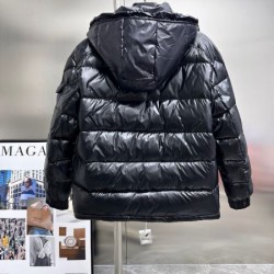 MONCLER モンクレール 2025年秋冬 ダウンジャケット おしゃれ度抜群の人気モデル
