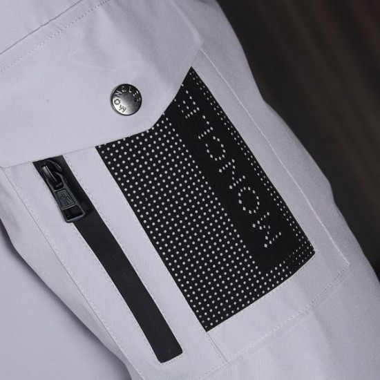 MONCLER モンクレール 2025年秋冬 ダウンジャケット 超レアな人気セールモデル