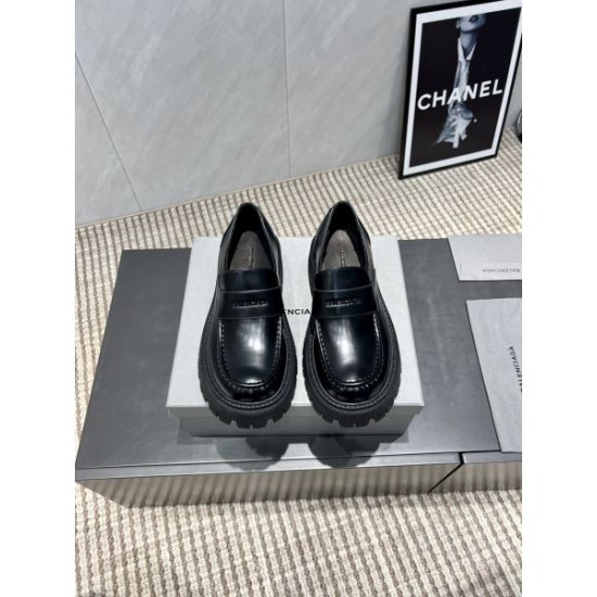 2025FW レディース カジュアルシューズ BALENCIAGA バレンシアガ 愛用者多数の人気高品質レプリカ