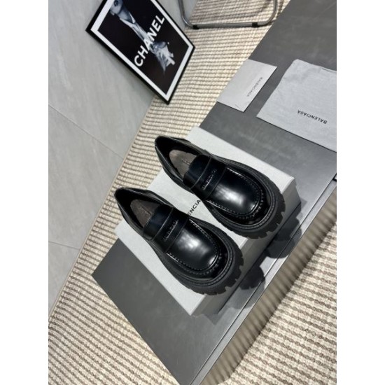 2025FW レディース カジュアルシューズ BALENCIAGA バレンシアガ 愛用者多数の人気高品質レプリカ