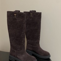 2025FW レディース ブーツ FENDI フェンディ 存在感抜群の高級スタイル新作