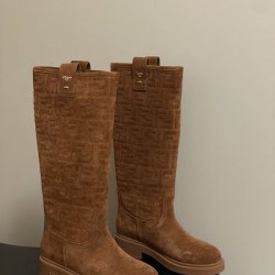 2025FW レディース ブーツ FENDI フェンディ 存在感抜群の高級スタイル新作