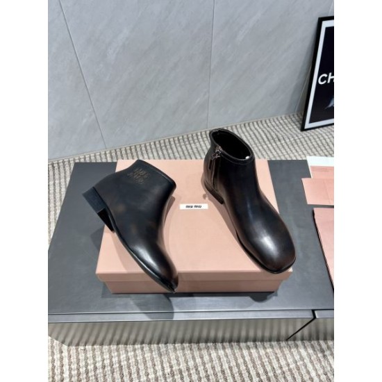 2025FW レディース ブーツ MIU MIU ミュウミュウ 大人女性にぴったりの上品ブーツ
