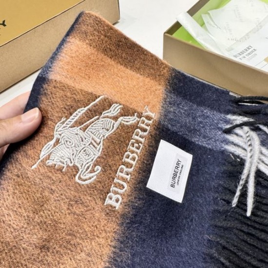 2025FW スカーフ BURBERRY バーバリー 冬ムードを華やかに演出する上品スカーフ