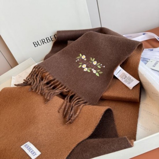 2025FW スカーフ BURBERRY バーバリー 鮮やかで季節感たっぷりのデザイン