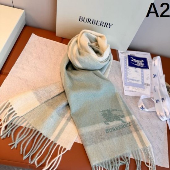 2025FW スカーフ BURBERRY バーバリー 上品さとカジュアル感を両立した逸品