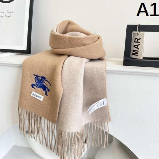 2025FW スカーフ BURBERRY バーバリー 軽やかで明るい印象を与えるカラーリング