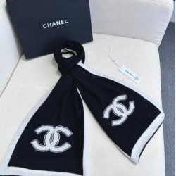 2025FW スカーフ CHANEL シャネル 秋冬コーデに映える爽やかな新作スカーフ