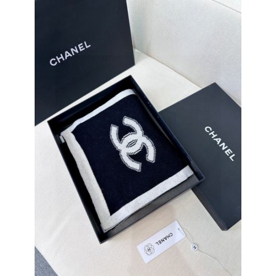 2025FW スカーフ CHANEL シャネル 秋冬コーデに映える爽やかな新作スカーフ