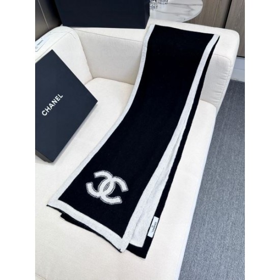 2025FW スカーフ CHANEL シャネル 秋冬コーデに映える爽やかな新作スカーフ