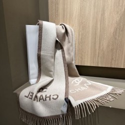 2025FW スカーフ CHANEL シャネル 大人の上品スタイルを完成させる一枚