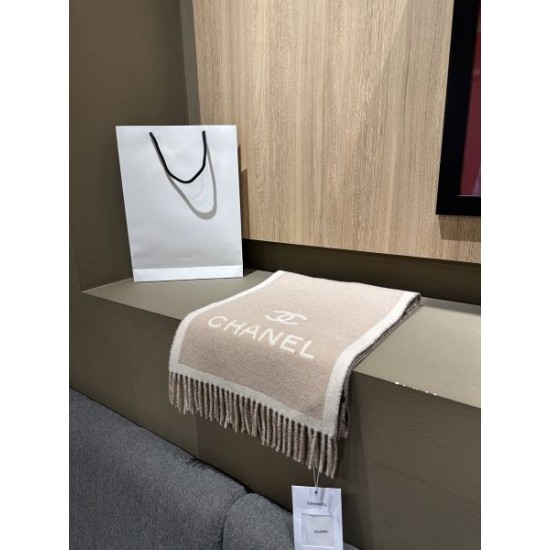2025FW スカーフ CHANEL シャネル 大人の上品スタイルを完成させる一枚