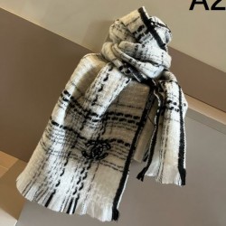 2025FW スカーフ CHANEL シャネル 季節感たっぷりの注目新作スカーフ