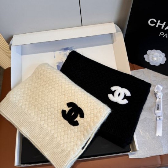 2025FW スカーフ CHANEL シャネル 今季トレンドの華やかカラーが魅力