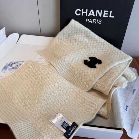 2025FW スカーフ CHANEL シャネル 今季トレンドの華やかカラーが魅力