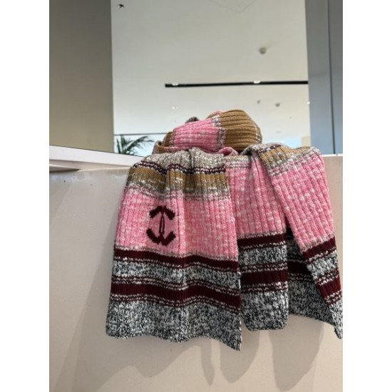 2025FW スカーフ CHANEL シャネル 話題沸騰！上品さ際立つ即完売アイテム