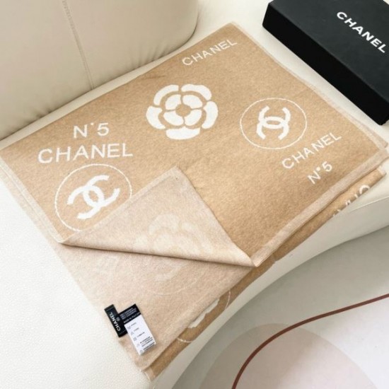 2025FW スカーフ CHANEL シャネル 冬らしい上品カラーで女性らしさアップ