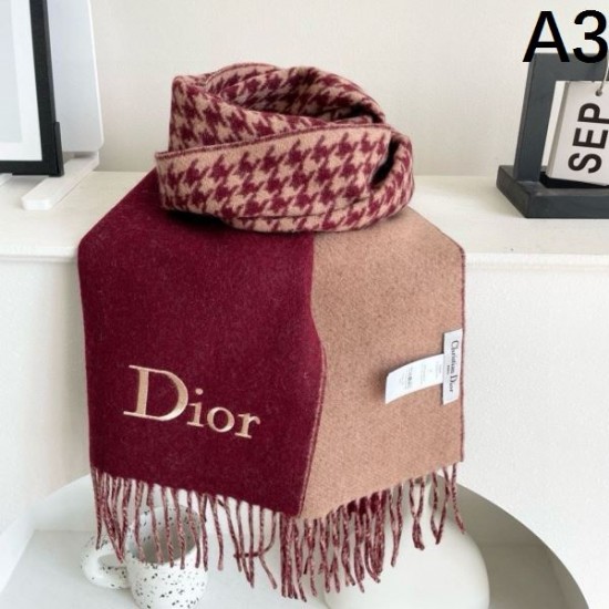 2025FW スカーフ DIOR ディオール 雑誌掲載の話題人気アイテム