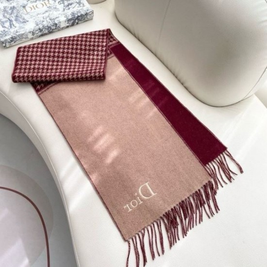 2025FW スカーフ DIOR ディオール 雑誌掲載の話題人気アイテム