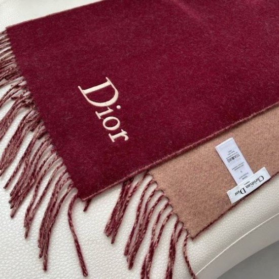 2025FW スカーフ DIOR ディオール 雑誌掲載の話題人気アイテム