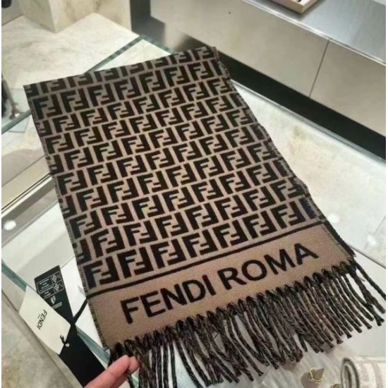2025FW スカーフ FENDI フェンディ 上品カジュアルを叶える大人スカーフ