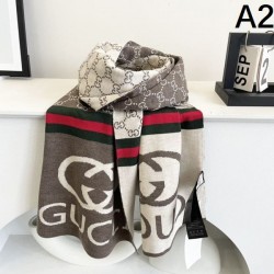 2025FW スカーフ GUCCI グッチ 目を惹く洗練デザインが魅力の新作
