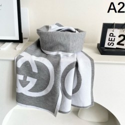 2025FW スカーフ GUCCI グッチ 上品でキレイめな印象を与える逸品