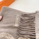 2025FW スカーフ HERMES エルメス コーデの主役になる個性派スカーフ