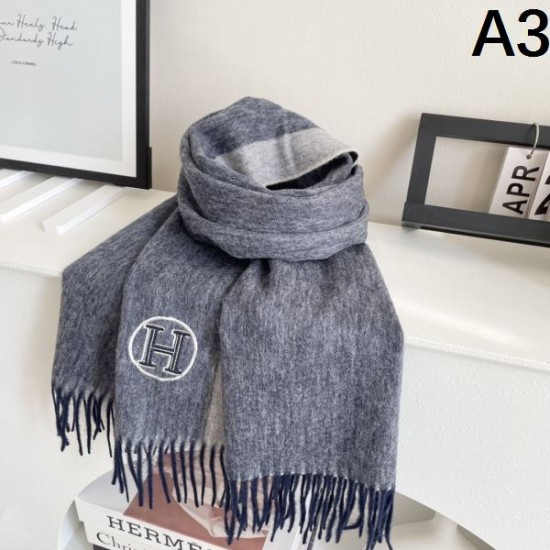 2025FW スカーフ HERMES エルメス 最新トレンドを感じさせるデザイン