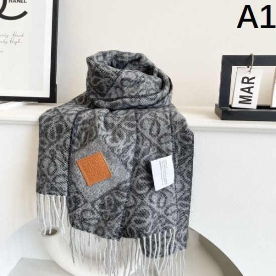 2025FW スカーフ LOEWE ロエベ 今季おすすめ！未入荷の注目ブランドアイテム