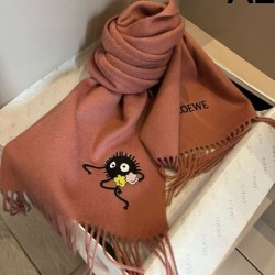 2025FW スカーフ LOEWE ロエベ 今シーズン最注目のトレンドスカーフ