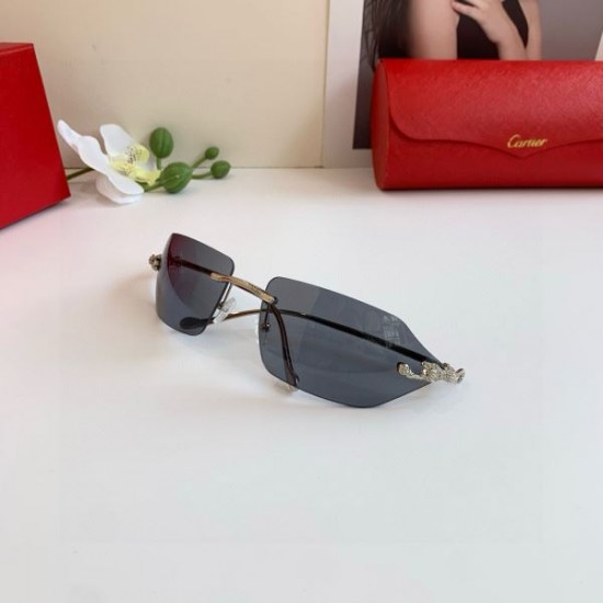 2025FW サングラス CARTIER カルティエ 落ち着いた大人の雰囲気を演出する一品