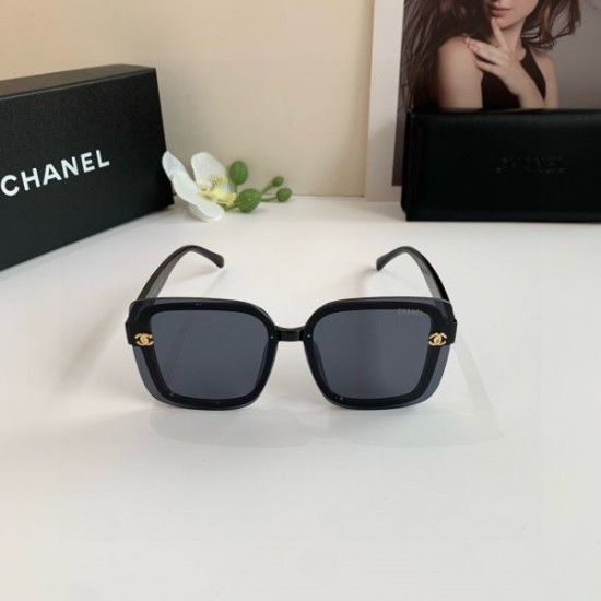 2025FW サングラス CHANEL シャネル 洗練された魅力が際立つエレガントデザイン