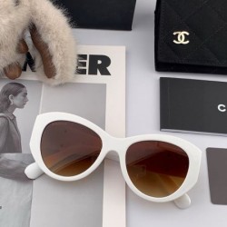 2025FW サングラス CHANEL シャネル どんなシーンにもマッチする万能デザイン