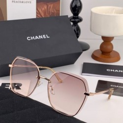 2025FW サングラス CHANEL シャネル 上品で存在感のある洗練デザイン