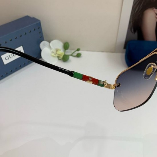 2025FW サングラス GUCCI グッチ 冬らしく爽やかな印象を与える上品デザイン
